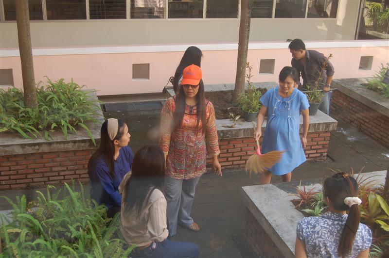 ../Picture/2552/DSC_0051 (Medium).JPG